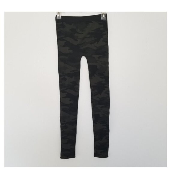 Camo Leggings Size Medium - Picture 1 of 3